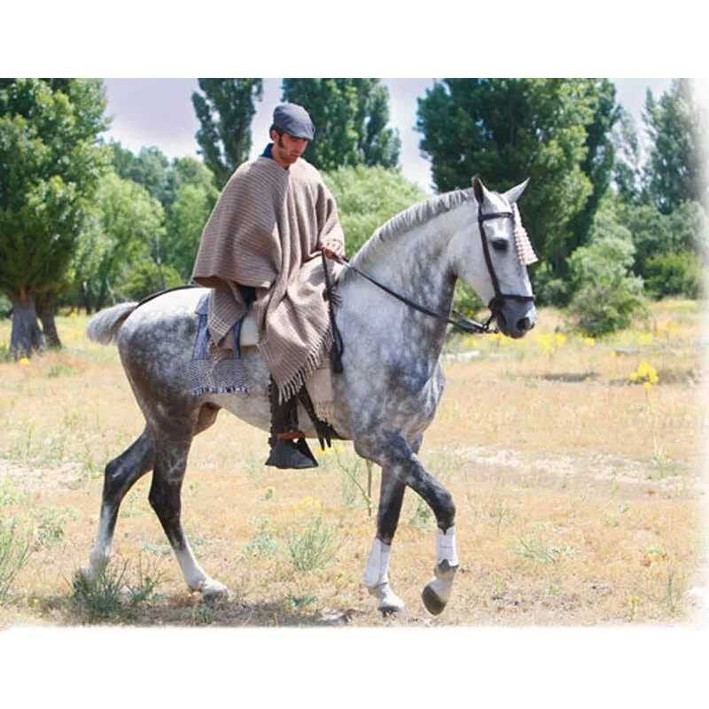 Poncho rociero de lana extra en Iberian horse shop