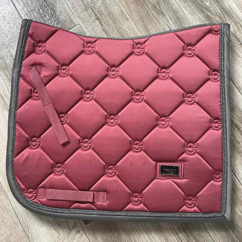 Dressage-Saddle-Pad-Dark-Bordeaux.