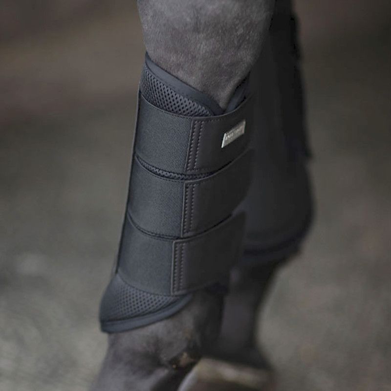Classic Mesh Brushing Boots Black Edition