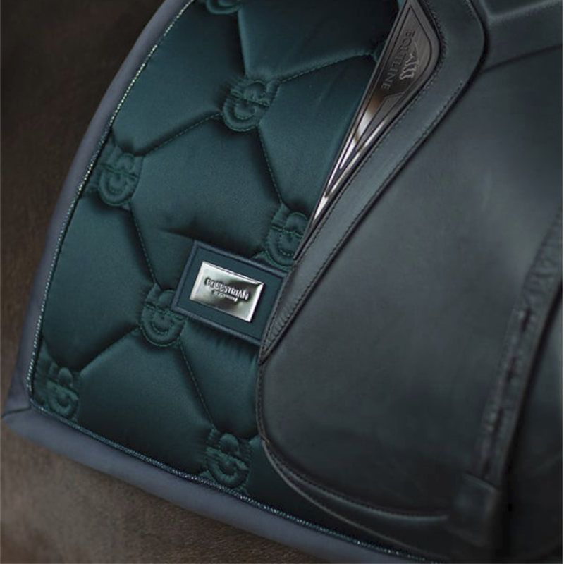 Dressage Saddle Pad Dramatic Monday Full