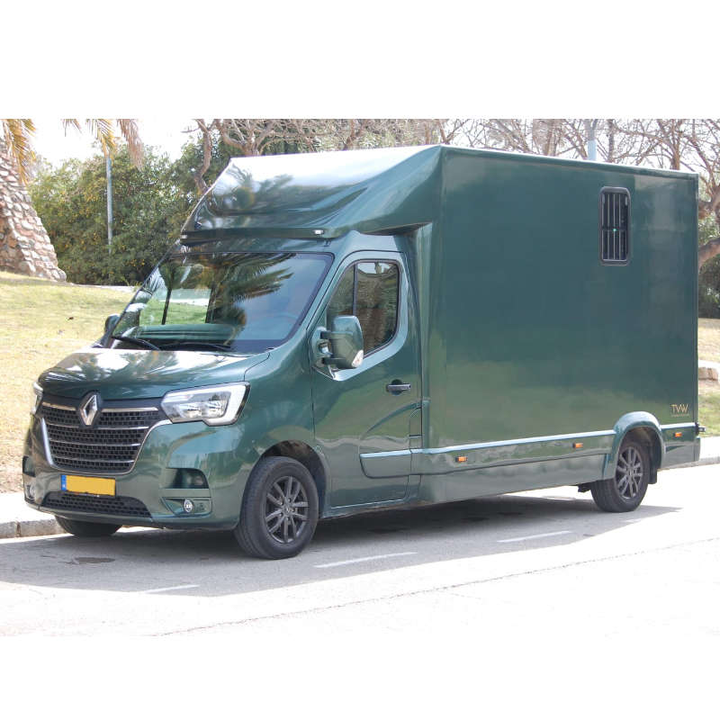 FURGONETA PARA TRANSPORTE DE CABALLOS