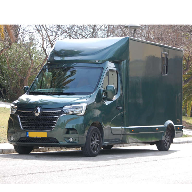 FURGONETA PARA TRANSPORTE DE CABALLOS