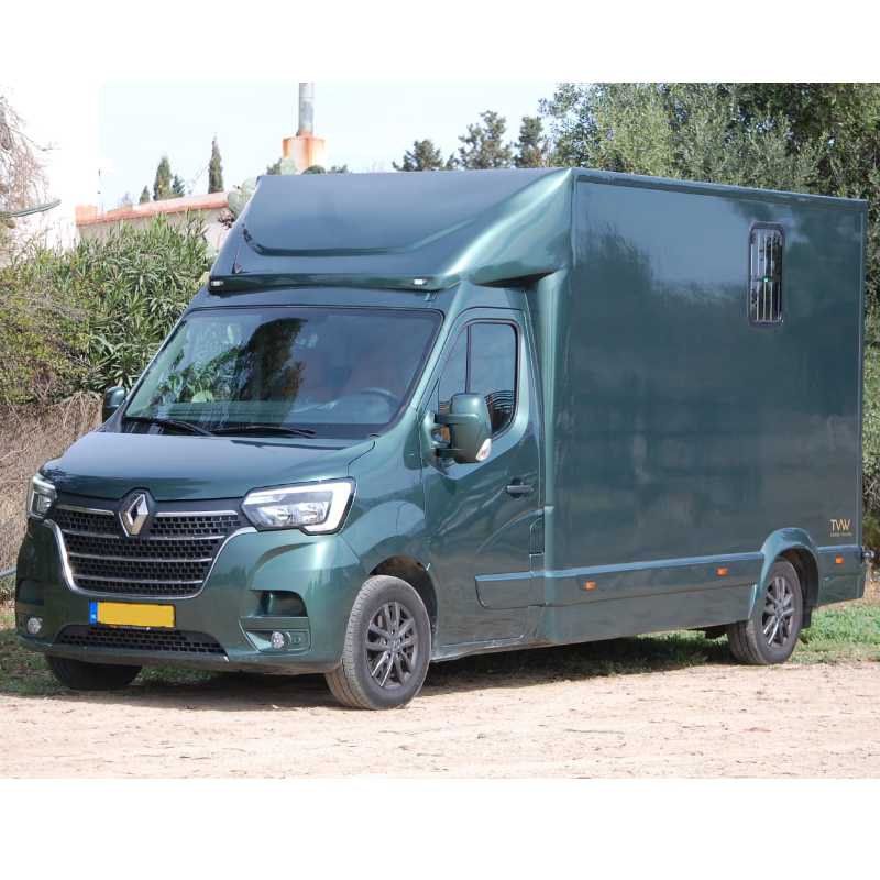 FURGONETA PARA TRANSPORTE DE CABALLOS